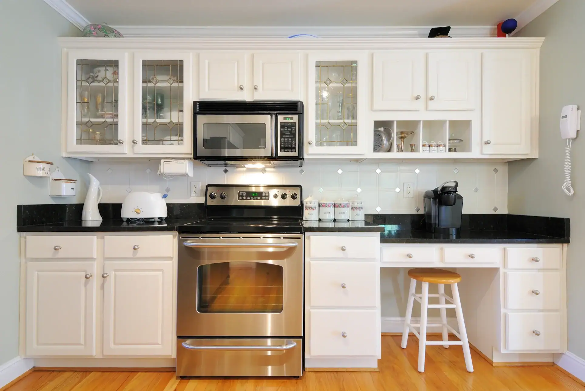 Kitchen Cabinet Painting